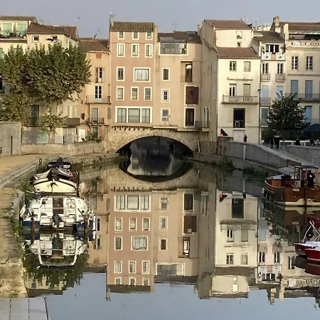 Entre Et Canal, Calme Et !gare A 700 M Narbona