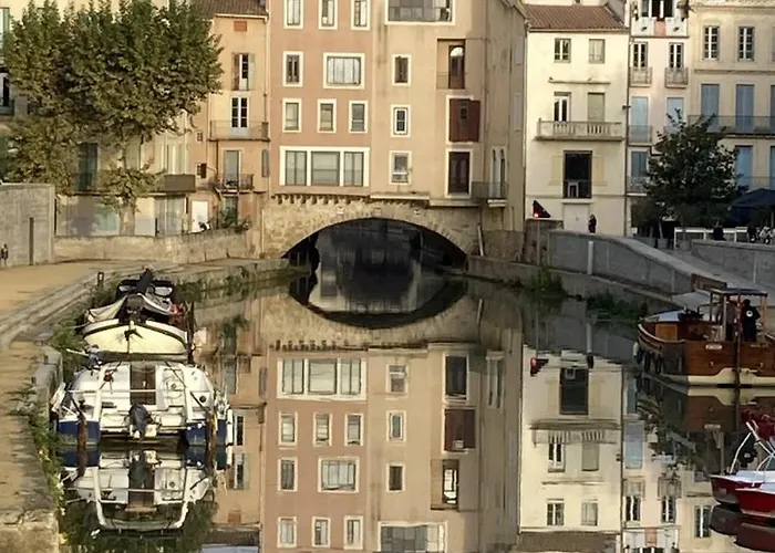 Entre Et Canal, Calme Et !gare à 700 M Narbonne